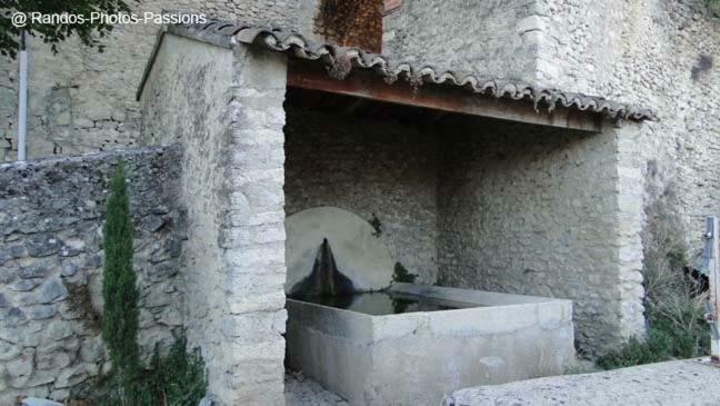 Les Calades Du Ventoux Apartamento Montbrun-les-Bains Exterior foto